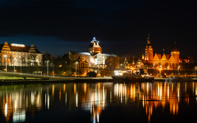© Mike Mareen - stock.adobe.com Abendpanorama von Szczecin in Polen