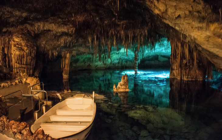 Unterirdische Tropfsteinhöhle in Porto Cristo