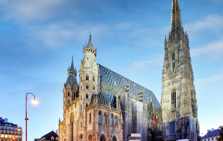 Stephansdom in Wien bei Tageslicht.